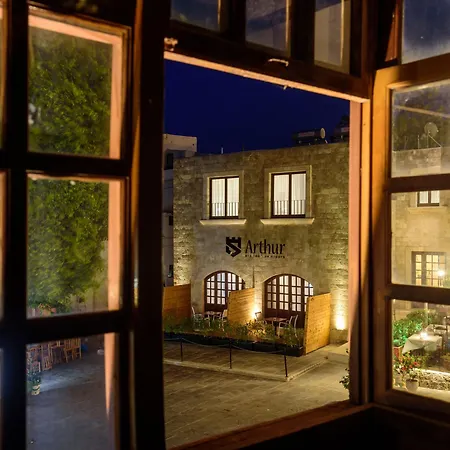 Otel Arthur In Old Town *