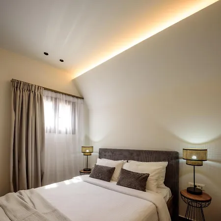 Arthur In Old Town Otel *