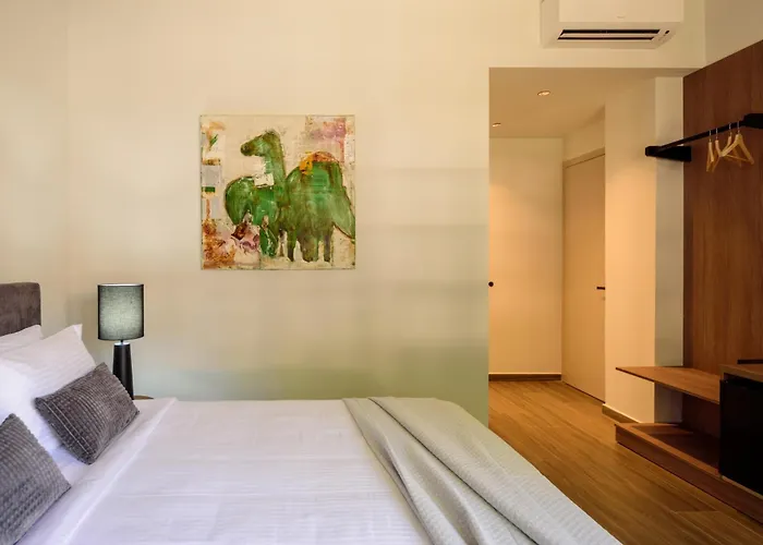 Arthur In Old Town Hotel *