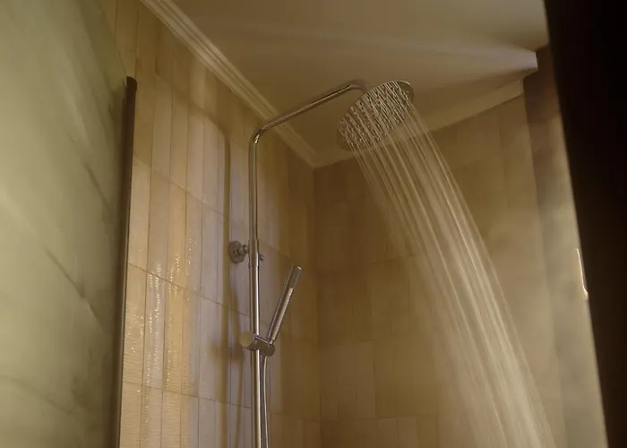 Arthur In Old Town Hotel *